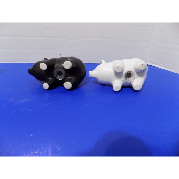 NEW Pigs Piggy Salt & Pepper Shakers Animal Farmhouse Decor - Picture 5 of 5